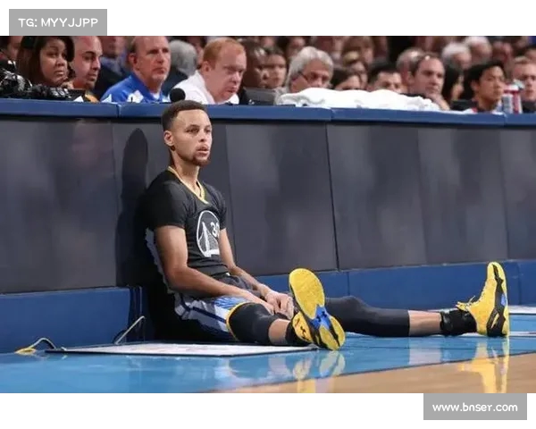 精选NBA装备推荐 提升球场表现的必备装备清单 精选NBA装备推荐 提升球场表现的必备装备清单